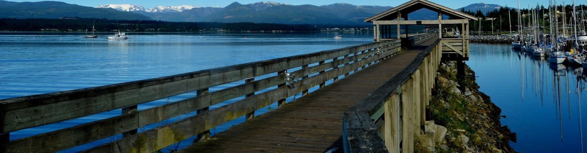 Comox harbour promenade